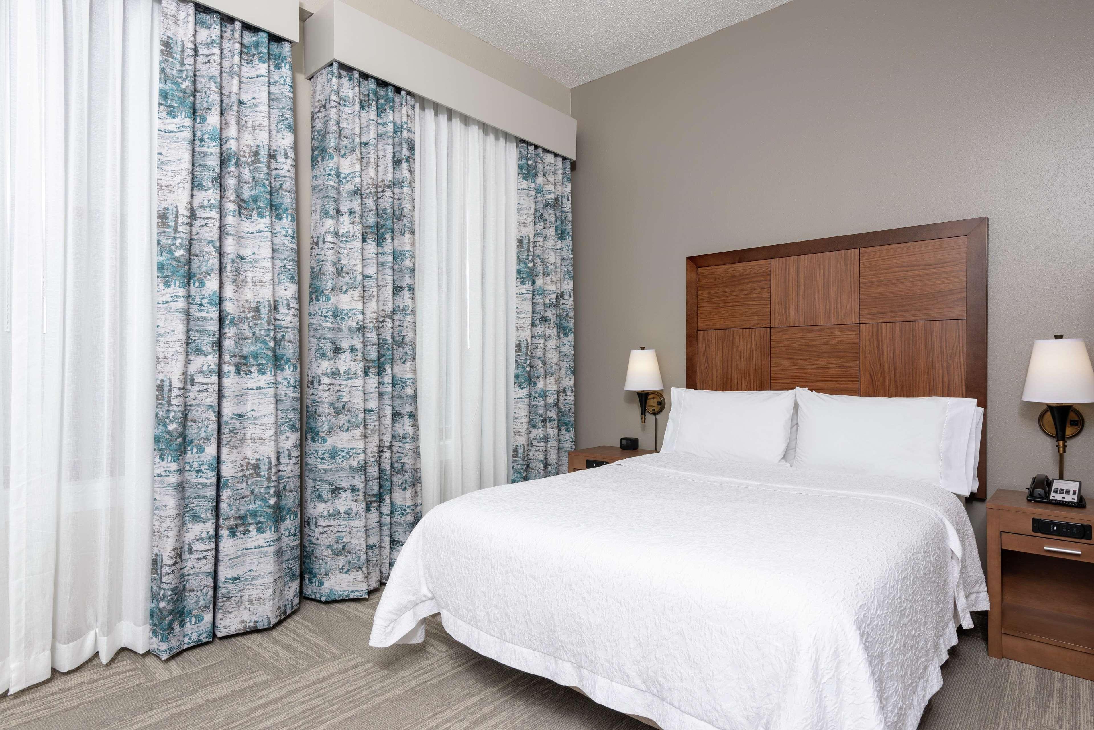 Hampton Inn Indianapolis Downtown Across From Circle Centre Bilik gambar