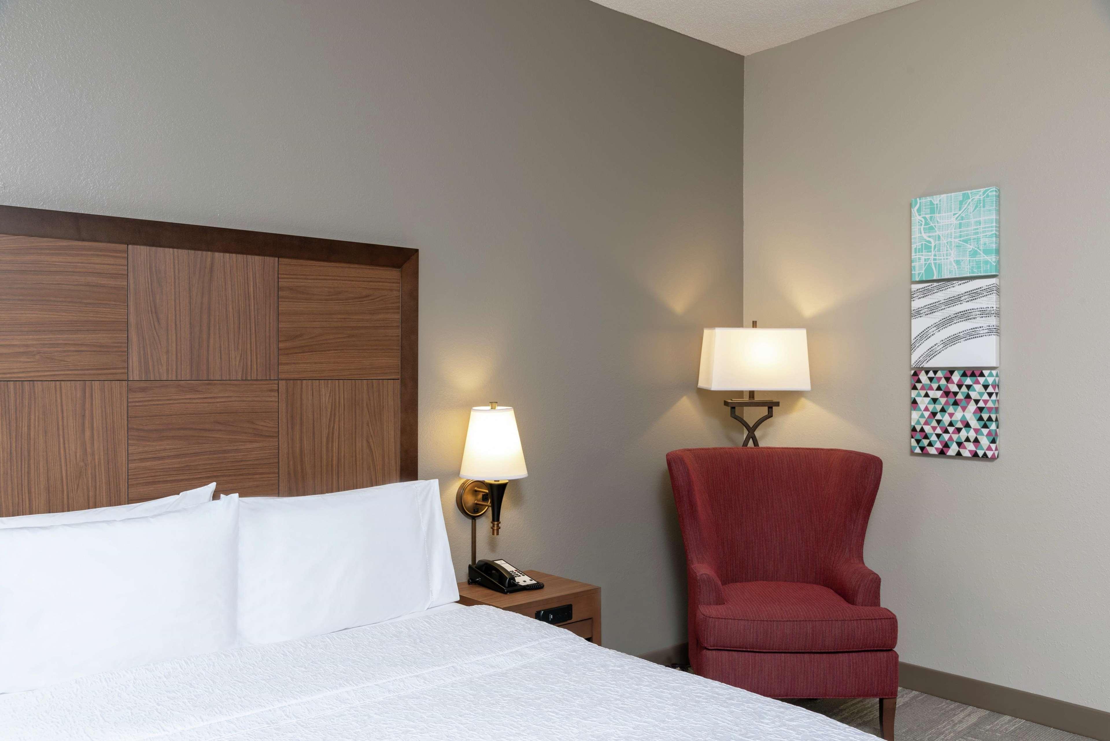Hampton Inn Indianapolis Downtown Across From Circle Centre Bilik gambar