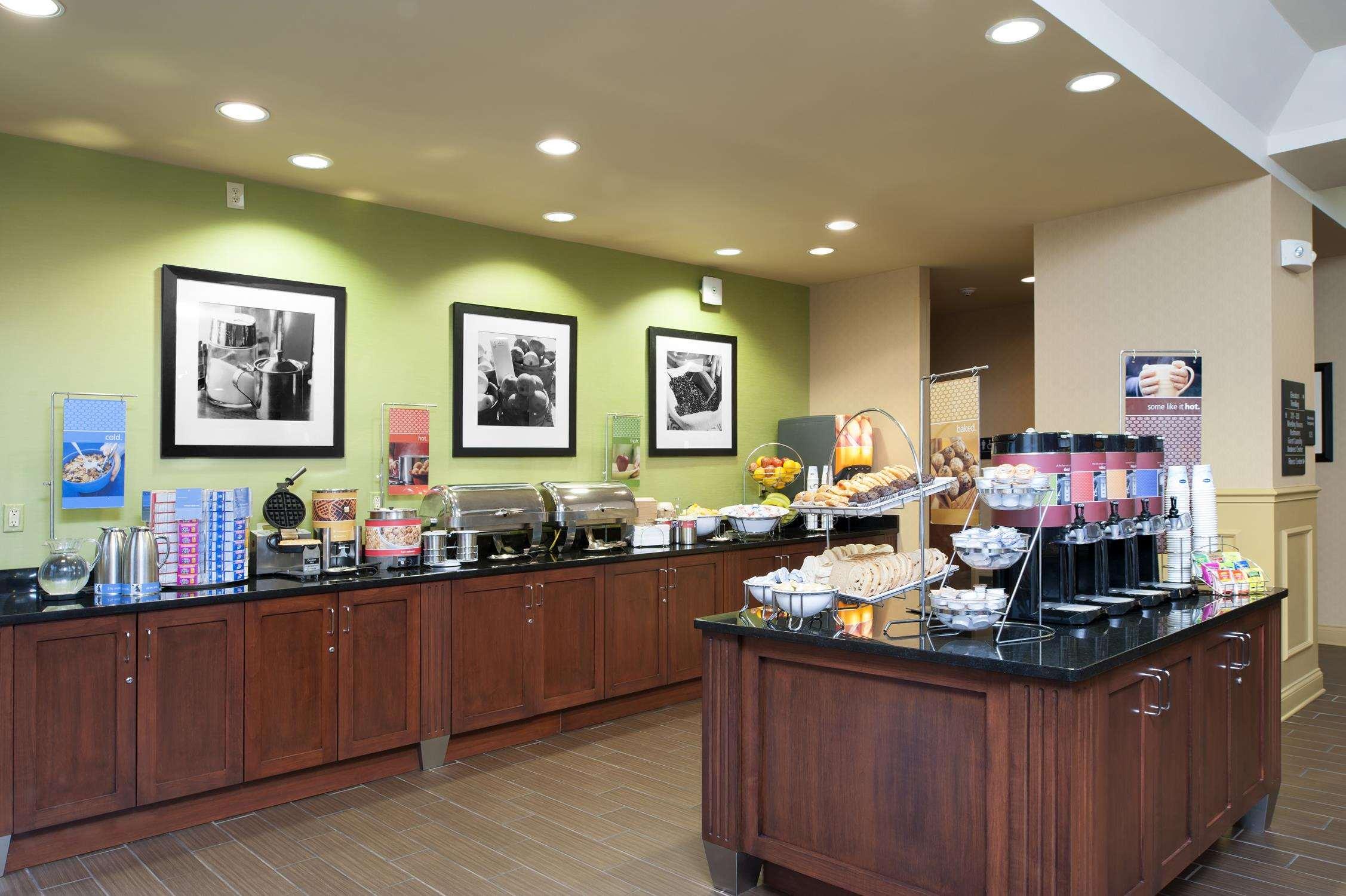 Hampton Inn Indianapolis Downtown Across From Circle Centre Restoran gambar